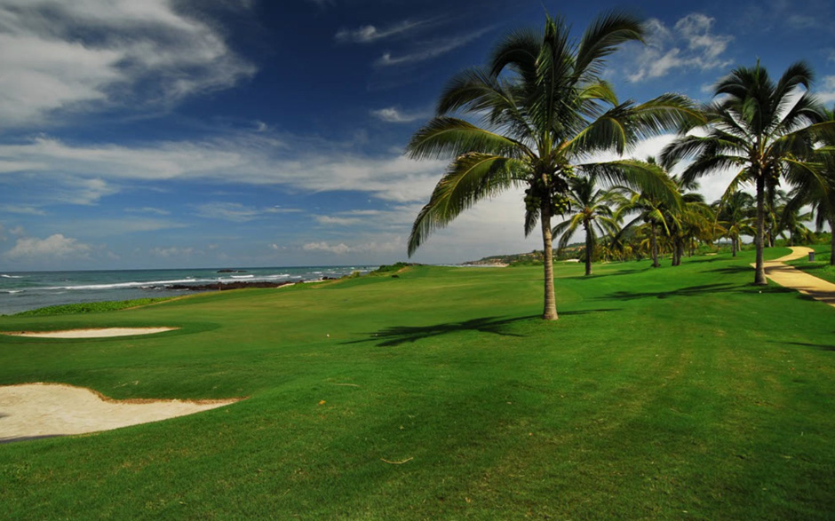 Flamingos Golf is a excellent course in Vallarta designed by Percy Clifford