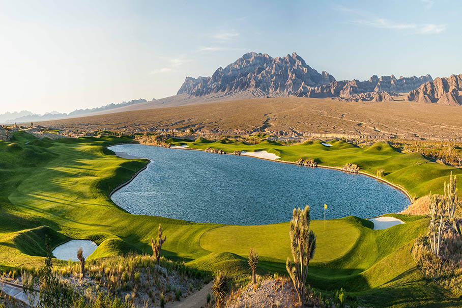 Paiute Golf Resort offers (3) championship desert golf course by Pete Dye